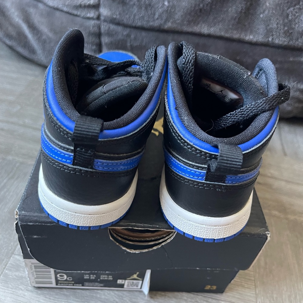Jordan 1 Mid - Picture 4 of 5